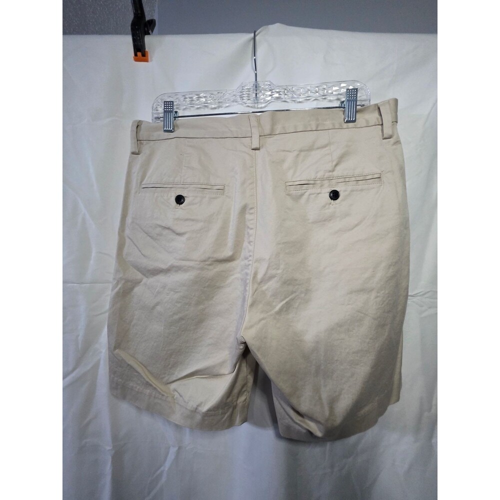 H&M Mens Khaki Chino Shorts Regular Fit US 32 Beige Pleated Pockets 32 - Picture 3 of 5